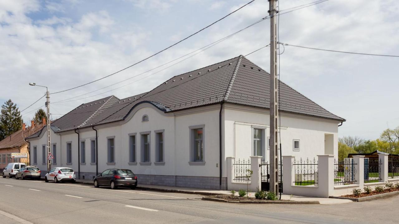 Bed and Breakfast Notarius Vendeghaz Poroszló Zewnętrze zdjęcie